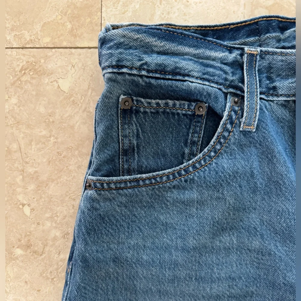 Levi’s Cinch Baggy Jeans Medium Wash - Picture 7 of 7